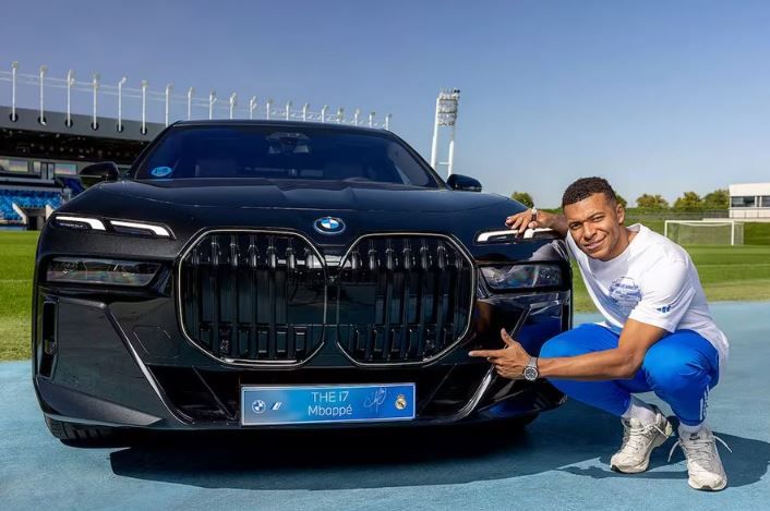 Motivul pentru care Kylian Mbappe si-a luat permisul abia la 27 de ani