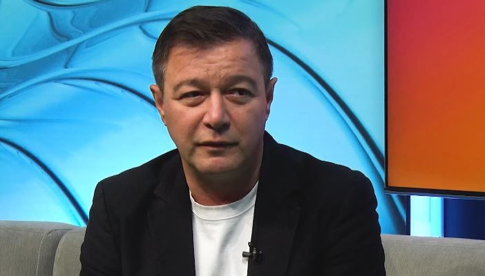 Varu&rsquo; Sandel, semnal de alarma pentru romani. Comediantul a fost victima escrocilor online