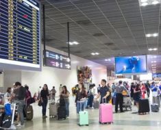 Vacanțe compromise și zboruri anulate. Războiul din Orientul Mijlociu afectează milioane de turiști