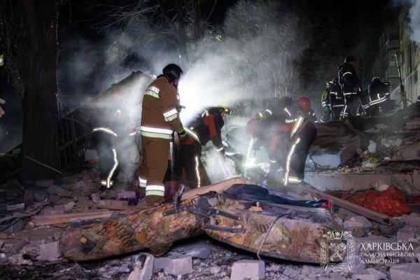 Diplomații europeni rămân în Kiev, deși Rusia amenință cu noi bombardamente