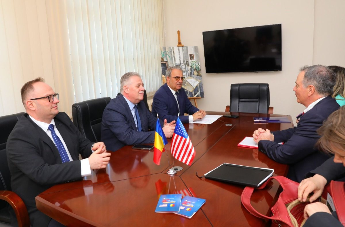 Vergil Chitac s-a intalnit cu Ambasadorul SUA in Romania, Darryl Nirenberg