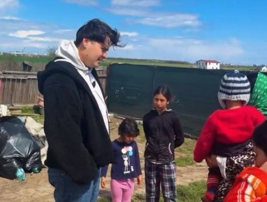 În secolul XXI... mai mulți frați din Costinești nu merg la școală pentru că mama lor nu are buletin. Video
