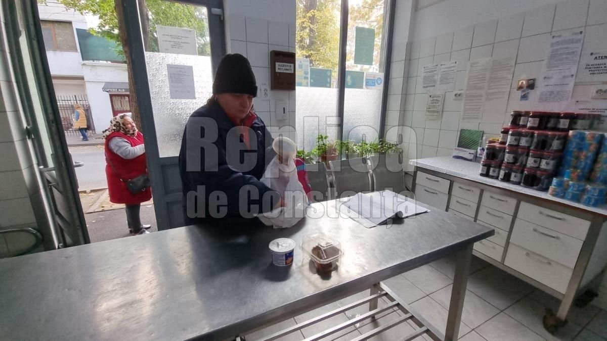 Persoanele aflate in dificultate pot beneficia de o masa calda, la Cantina de Ajutor Social Constanta Persoanele aflate in dificultate pot beneficia de o masa calda, la Cantina de Ajutor Social Constanta