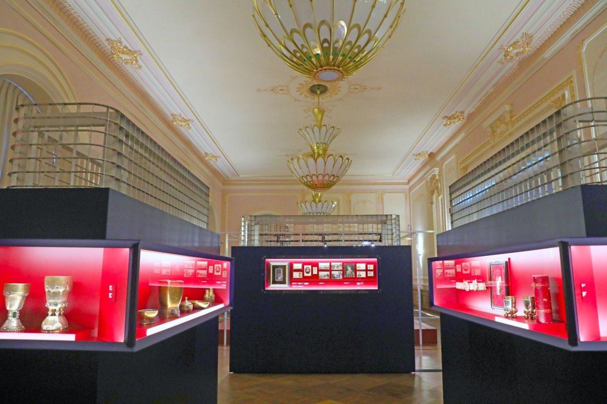 Doua expozitii marca Art Safari asteapta publicul la Cazinoul din Constanta si la Galeriile de arta