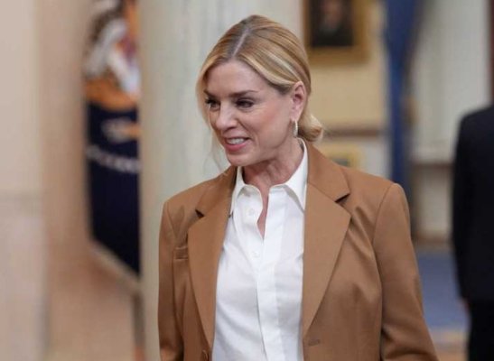 Donald Trump a discutat despre demiterea procuroarei generale Pam Bondi