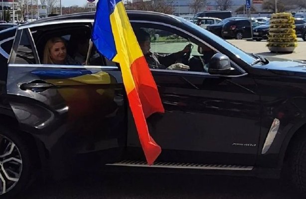  Diana Șoșoacă a făcut spectacol la concursul de dans al fiicei sale, Thais. Video