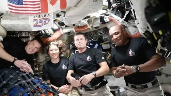 Final spectaculos pentru Artemis II: capsula Orion a revenit cu succes pe Pământ
