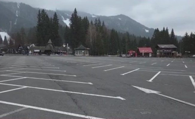 Poiana Brașov, Bran și Moeciu, aproape goale de Paște. Consultant în turism: Avem o scădere de până la 20 la sută față de anul trecut
