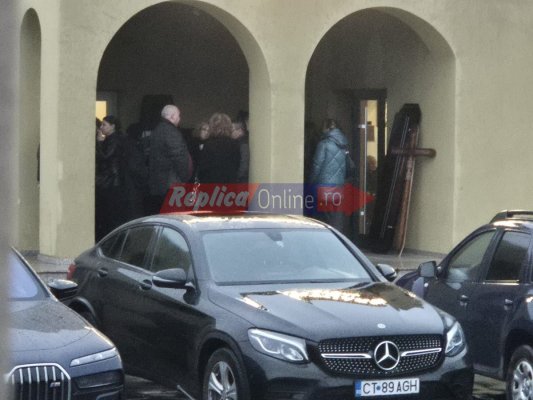 Familia și prietenii îi aduc un ultim omagiu fostului primar al municipiului Constanța, Gheorghe Mihăieși