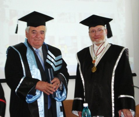 Reacția Universității „Andrei Șaguna“, după moartea fostului ministru al Educației, Liviu Maior