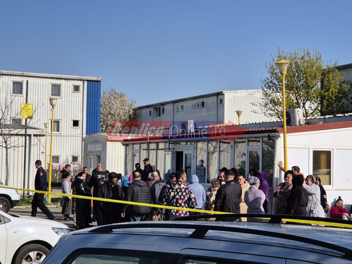 Imagini devastatoare in urma incendiului din Henri Coanda! Victimele au ramas fara adapost. Video Imagini devastatoare in urma incendiului din Henri Coanda! Victimele au ramas fara adapost. Video