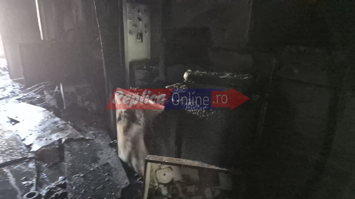 Replica va prezinta in exclusivitate urmarile incendiului dezastruos din cartierul Henri Coanda! Video