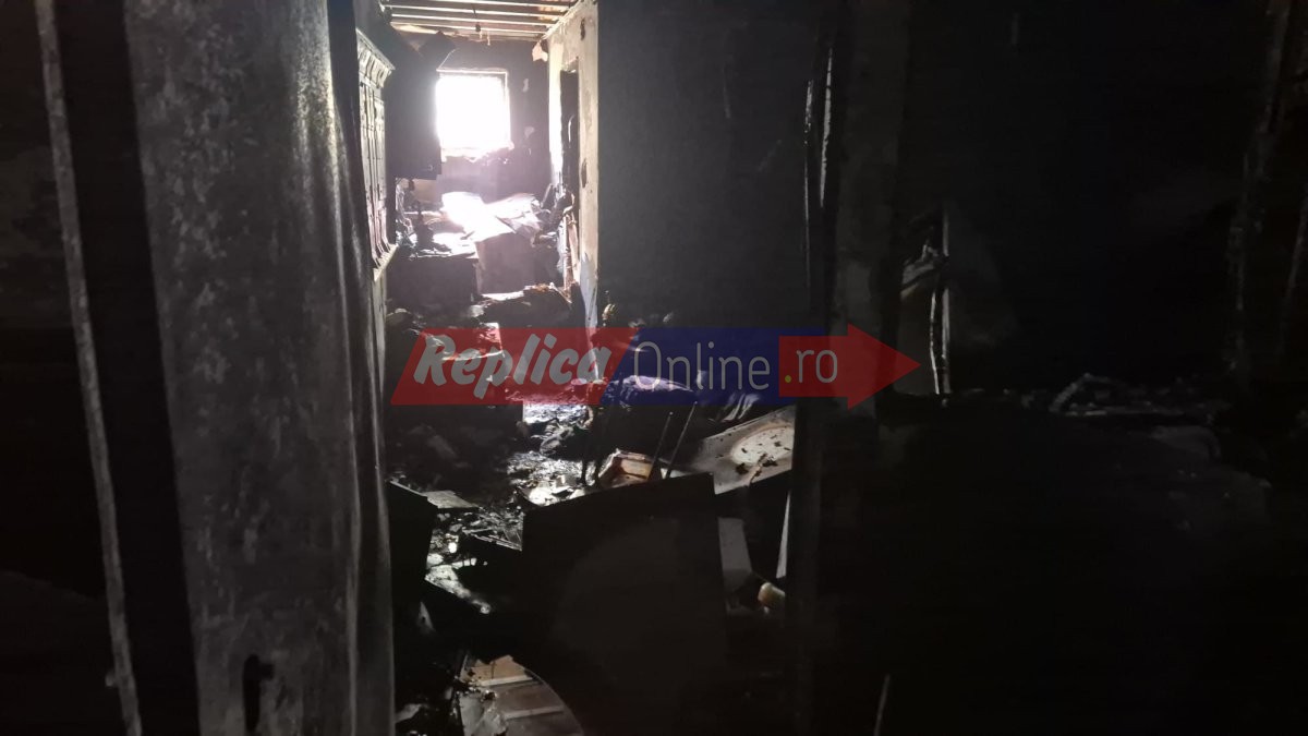 Replica va prezinta in exclusivitate urmarile incendiului dezastruos din cartierul Henri Coanda! Video