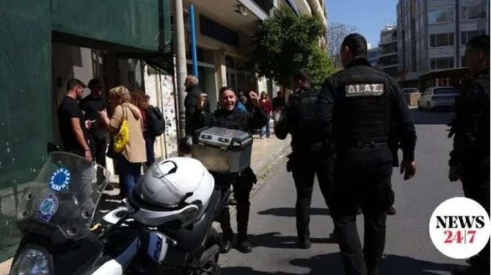 Atac armat în centrul Atenei: Mai multe persoane au fost rănite după două incidente succesive