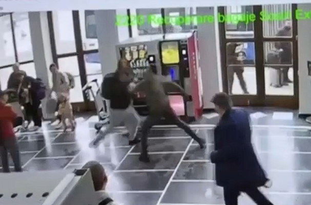 Bătaie pe Aeroportul Băneasa după un conflict început în avion. Mai multe persoane au fost implicate în scandal. Video