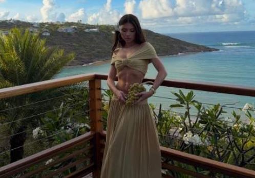 Rivala lui Valerie Lungu, vacanta exotica pe insula milionarilor! Arata intr-un mare fel
