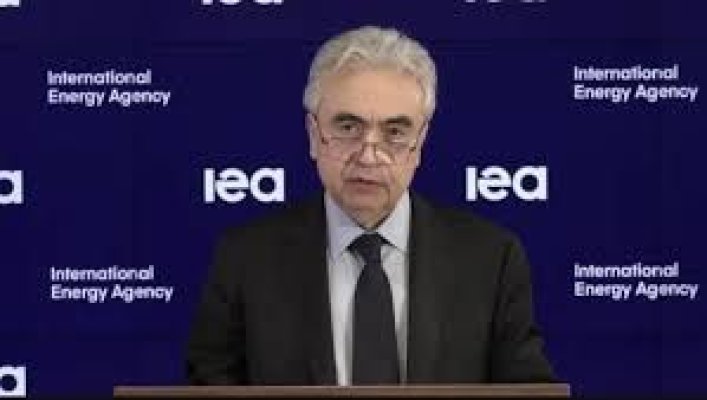 Europa mai are „combustibil pentru avioane pentru aproximativ șase săptămâni”, spune șeful AIE 
