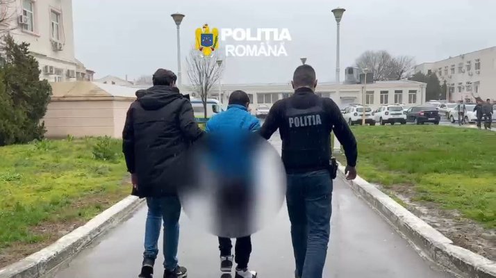 Un bărbat din Constanța a fost reținut, după ce ar fi distrus mașina unei femei
