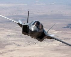 Iranienii au doborât un avion de luptă american. Un membru al echipajului a fost salvat