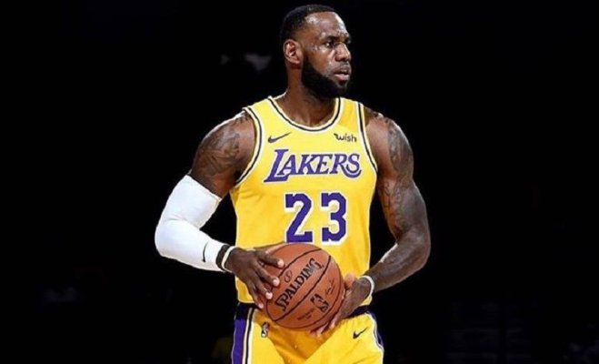 Baschet NBA: Philadelphia 76ers a anunțat oficial transferul lui LeBron James, care va purta numărul 23