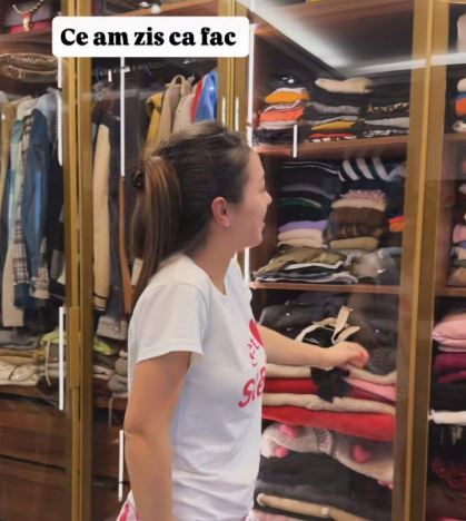 Cum arata dressingul Vladutei Lupau. Artista are o colectie impresionanta de haine