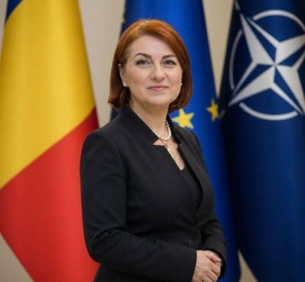 Cu părere de rău și forțată de PSD, Marilena Dragnea și-a dat în sfârșit demisia din funcția de subprefect... pe Facebook