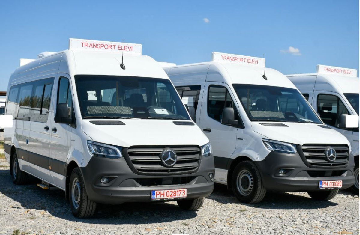 Parchetul European ancheteaza achizitia microbuzelor scolare finantate prin PNRR. Bolojan este vizat
