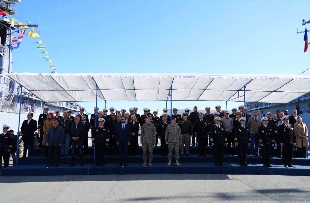 Nava-scoala &bdquo;Mircea&rdquo; a plecat pentru 5 luni intr-un mars international pana in SUA. Video