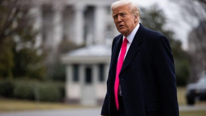 Preşedintele Donald Trump anunță că taxează cu 25% autoturismele din UE