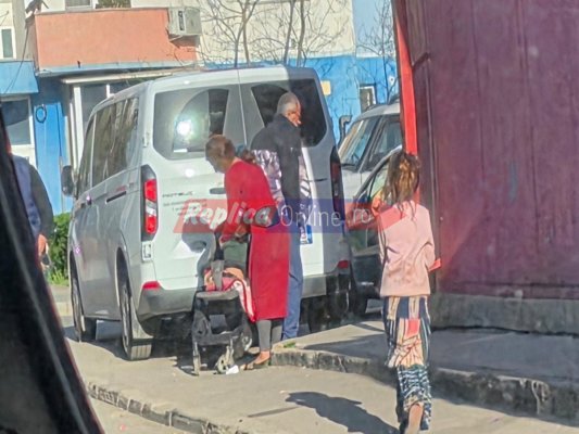 Unde se termină mila și începe infracțiunea? Un copil este obligat de propria mamă să cerșească 