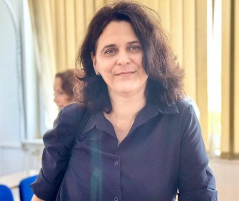 Prof. Daniela Boboc de la Colegiul Mircea s-a supărat pe Ministerul Educației că...nu i-a validat diploma de doctor?!