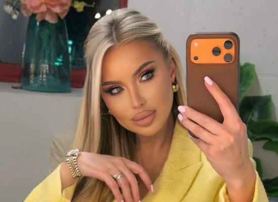 Roxana Vașniuc, apariție incendiară! Cum arată în cel mai mic costum de baie! 