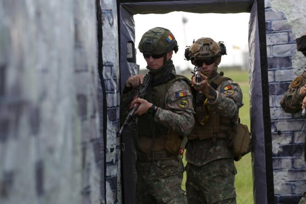 Brigada 9 Mecanizată „Mărășești”, exercițiu militar comun la Babadag, împreună cu partenerii moldoveni! Video