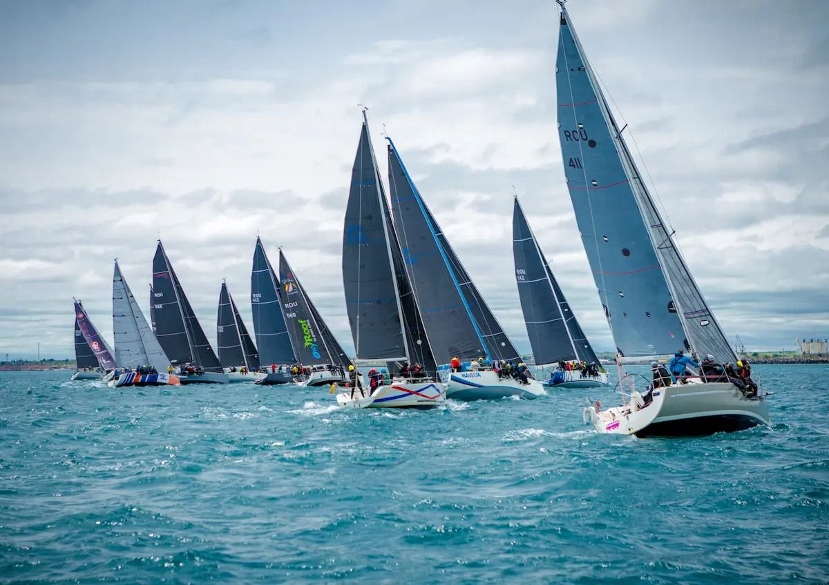 OMD Mamaia Constanta deschide sezonul estival prin prima mare competitie internationala de yachting organizata pe litoralul romanesc OMD Mamaia Constanta deschide sezonul estival prin prima mare competitie internationala de yachting organizata pe litoralul romanesc