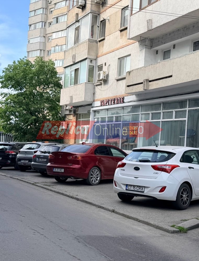 Constanta, orasul in care trotuarul nu mai apartine pietonilor. Video Constanta, orasul in care trotuarul nu mai apartine pietonilor. Video