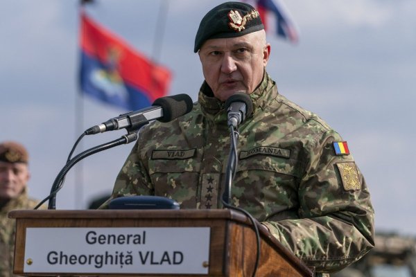 Șeful Armatei, generalul Gheorghiță Vlad, a fost adus la DNA. E suspect într-un dosar de abuz în serviciu