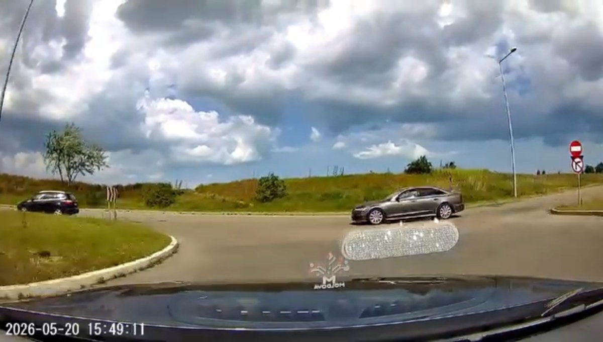 Pericol la intrarea in Constanta: o fractiune de secunda a lipsit pana la o tragedie. Video Pericol la intrarea in Constanta: o fractiune de secunda a lipsit pana la o tragedie. Video