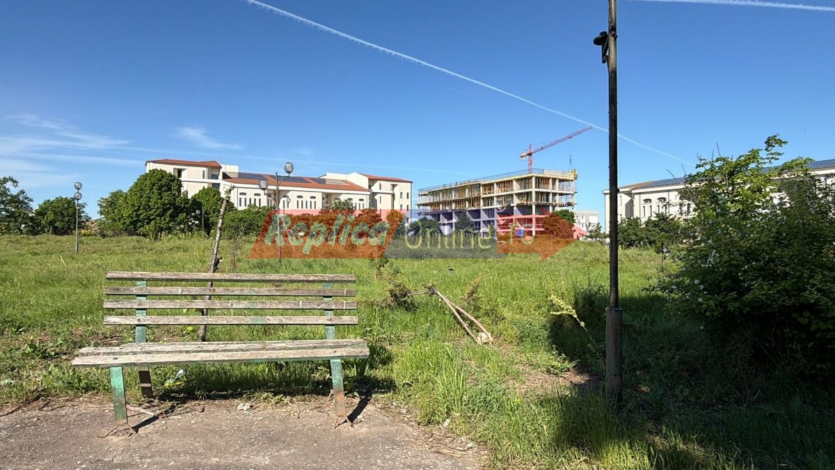 University Park, vis amanat. Parcul din fata Universitatii, intre promisiuni si nepasare. Video University Park, vis amanat. Parcul din fata Universitatii, intre promisiuni si nepasare. Video