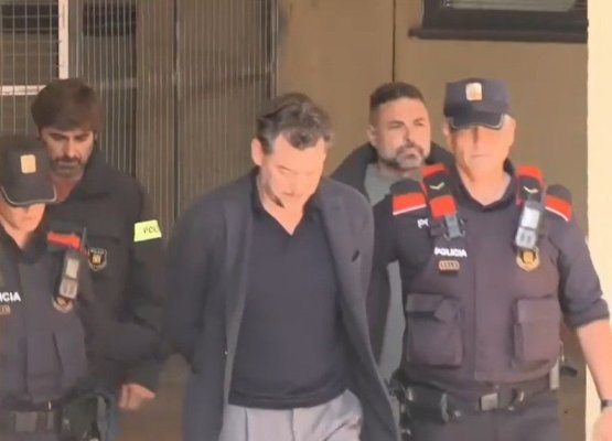 Fiul fondatorului lanțului de magazine Mango a fost arestat. Este suspectat că şi-ar fi ucis tatăl în timpul unei drumeţii