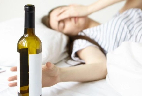 INSP lansează o provocare în luna iunie: Campania fără alcool și pericolele consumului precoce în rândul tinerilor