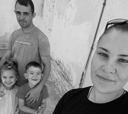A murit Maria, tânăra mamă arsă de vie în incendiul de la Topalu