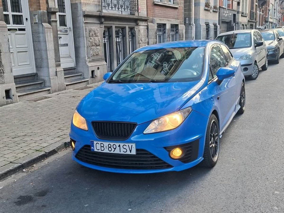 Atentie! Au reaparut hotii de masini... Un Seat a fost furat de pe str. Napoli, din cartierul Tomis Plus