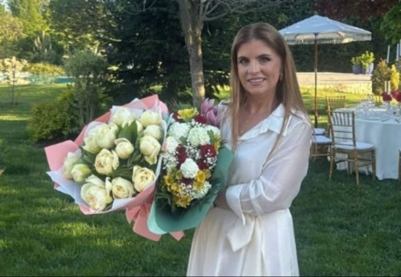 Mariana Ionescu Căpitănescu, aniversare cu fast! Primele imagini de la petrecerea artistei de muzică populară