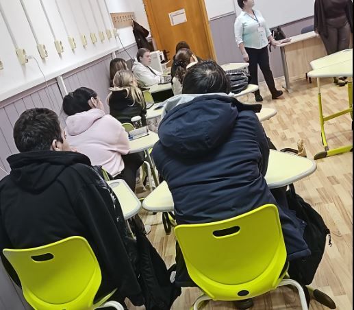 DSP Constanta a vorbit cu liceenii din Harsova despre impactul infectiei cu HPV asupra sanatatii