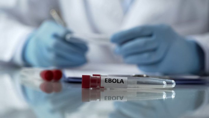 Care este riscul unei răspândiri a Ebola în Europa după avertismentul OMS