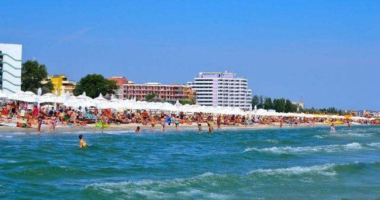 A început „Litoralul pentru Toți“. Cât costă vacanțele în Mamaia, Costinești sau Vama Veche înainte de sezon