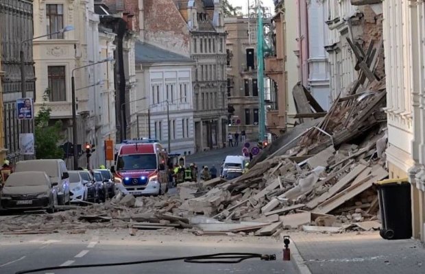 Trupul neînsufleţit al uneia dintre cele două românce date dispărute după prăbuşirea unei clădiri în Görlitz a fost găsit