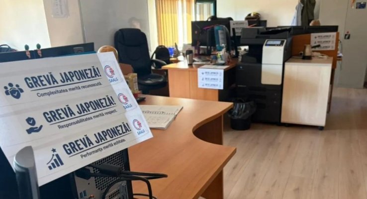 Sindicaliștii de la Guvern au intrat în grevă japoneză și cer plecarea Oanei Gheorghiu și a lui Irineu Darău