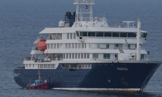 Nava de croazieră MV Hondius, cu focarul de hantavirus, a ajuns în Țările de Jos pentru dezinfectare
