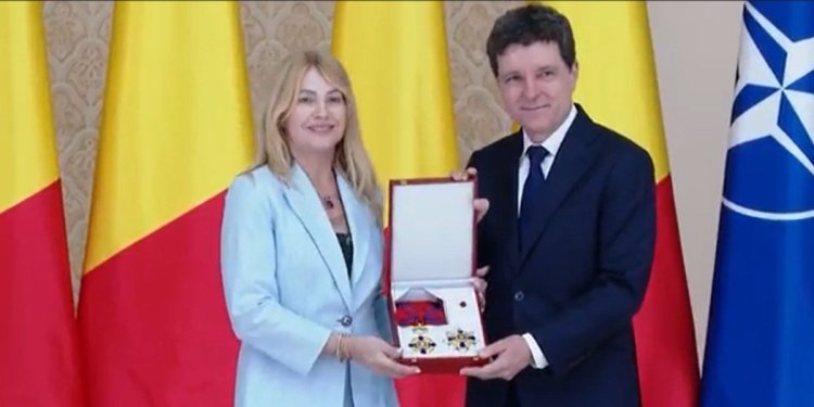 Nadia Comăneci a primit Steaua României, în grad de Mare Cruce. Video